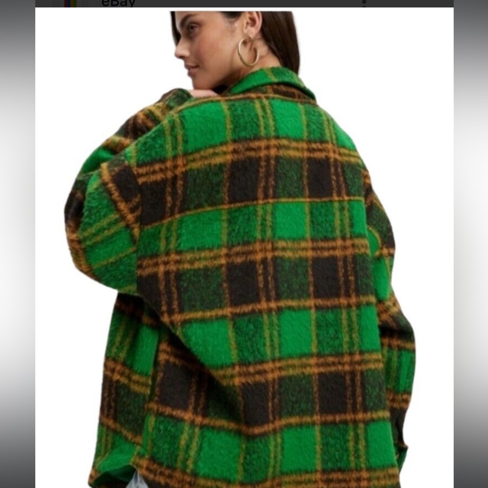 GOOD AMERICAN
Brushed Boyfriend Shacket Green Plaid size 1/2
